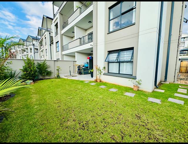 3 BEDROOM FLAT FOR SALE IN WATERFALL